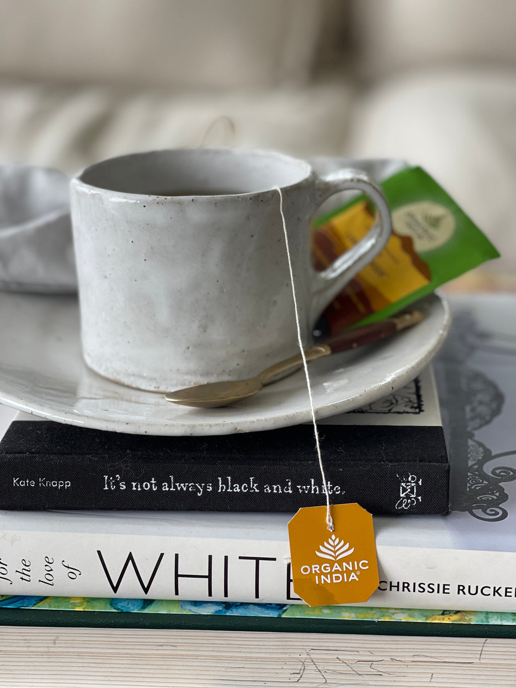 Organic India Tulsi Lemon Ginger, Tulsi tea, organic tea, tulsi, herbal tea, herbal infusions, sleep tea, turmeric tea, ashwagandha, holy basil, holy basil tea, green tea, lemon ginger tea, tea for sleep, moringa, ORGANIC INDIA, ORGANIC INDIA Australia, herbal supplements